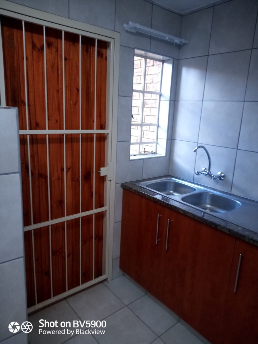 To Let 3 Bedroom Property for Rent in Bodorp North West